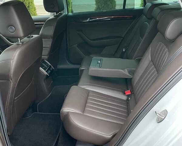 Белый Шкода Суперб, объемом двигателя 1.97 л и пробегом 268 тыс. км за 19999 $, фото 40 на Automoto.ua