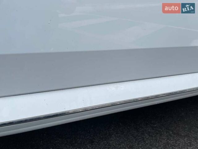 Белый Шкода Суперб, объемом двигателя 1.97 л и пробегом 268 тыс. км за 19999 $, фото 44 на Automoto.ua