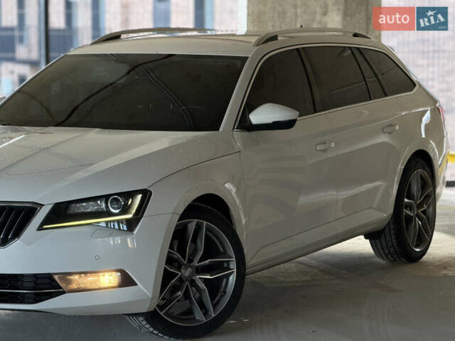 Белый Шкода Суперб, объемом двигателя 1.97 л и пробегом 225 тыс. км за 17500 $, фото 9 на Automoto.ua