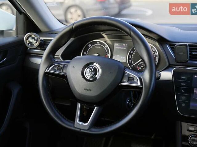 Белый Шкода Суперб, объемом двигателя 1.97 л и пробегом 253 тыс. км за 17900 $, фото 14 на Automoto.ua