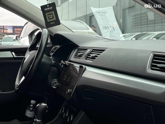 Білий Шкода Суперб, об'ємом двигуна 1.6 л та пробігом 117 тис. км за 17590 $, фото 41 на Automoto.ua