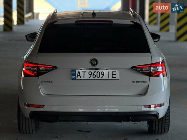 Белый Шкода Суперб, объемом двигателя 1.97 л и пробегом 225 тыс. км за 17500 $, фото 15 на Automoto.ua