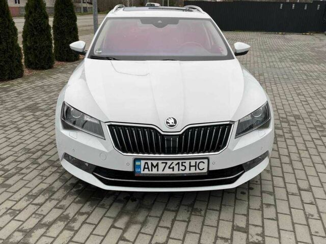 Белый Шкода Суперб, объемом двигателя 2 л и пробегом 268 тыс. км за 19999 $, фото 4 на Automoto.ua