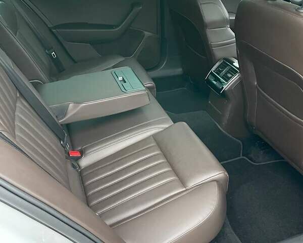 Белый Шкода Суперб, объемом двигателя 1.97 л и пробегом 268 тыс. км за 19999 $, фото 39 на Automoto.ua