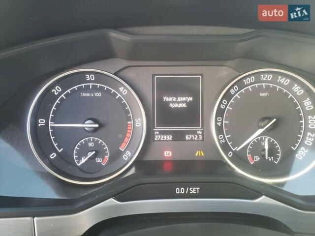 Белый Шкода Суперб, объемом двигателя 2 л и пробегом 272 тыс. км за 18700 $, фото 10 на Automoto.ua