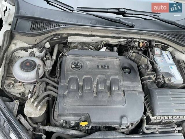 Белый Шкода Суперб, объемом двигателя 1.97 л и пробегом 268 тыс. км за 19999 $, фото 52 на Automoto.ua