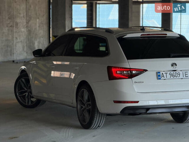 Белый Шкода Суперб, объемом двигателя 1.97 л и пробегом 225 тыс. км за 17500 $, фото 24 на Automoto.ua