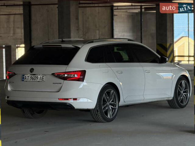 Белый Шкода Суперб, объемом двигателя 1.97 л и пробегом 225 тыс. км за 17500 $, фото 18 на Automoto.ua