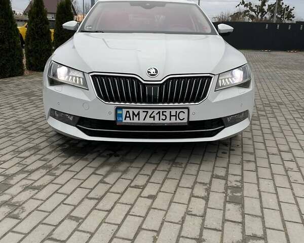 Белый Шкода Суперб, объемом двигателя 1.97 л и пробегом 268 тыс. км за 19999 $, фото 9 на Automoto.ua