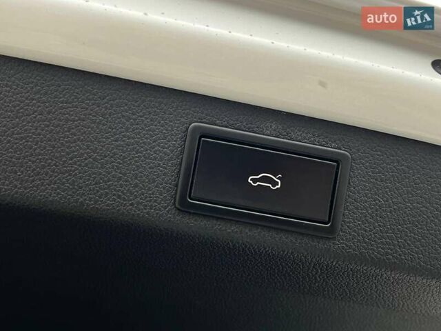 Белый Шкода Суперб, объемом двигателя 1.6 л и пробегом 117 тыс. км за 17590 $, фото 34 на Automoto.ua