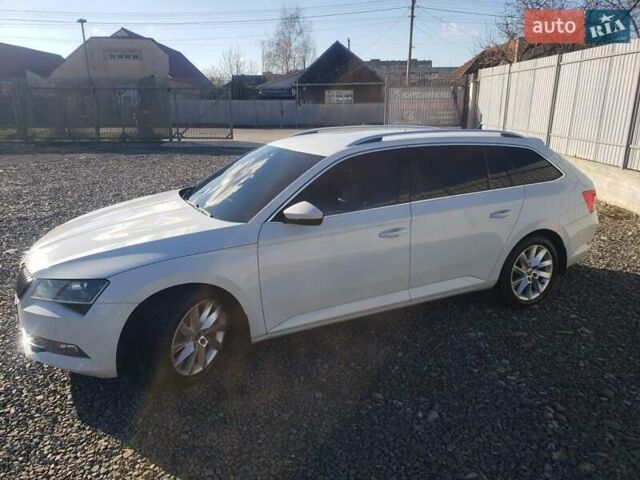 Белый Шкода Суперб, объемом двигателя 2 л и пробегом 272 тыс. км за 18700 $, фото 3 на Automoto.ua