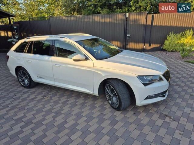 Шкода Суперб 2019 в Днепре (Днепропетровске) на Automoto.ua Белый Шкода Суперб, объемом двигателя 1.97 л и пробегом 410 тыс. км за 15000 $, фото 1 на Automoto.ua
