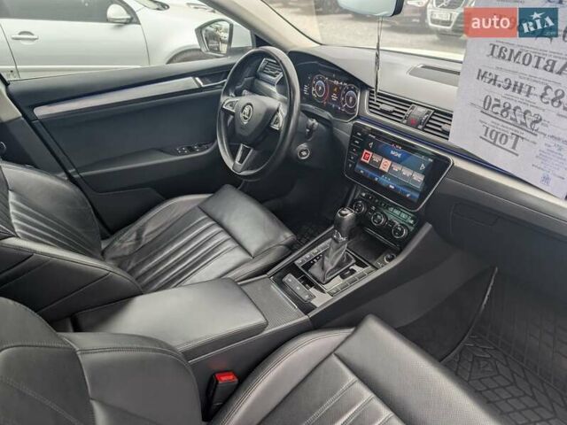 Білий Шкода Суперб, об'ємом двигуна 1.97 л та пробігом 287 тис. км за 22550 $, фото 53 на Automoto.ua