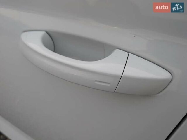 Белый Шкода Суперб, объемом двигателя 1.97 л и пробегом 287 тыс. км за 21550 $, фото 31 на Automoto.ua