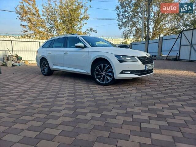 Шкода Суперб 2019 в Днепре (Днепропетровске) на Automoto.ua Белый Шкода Суперб, объемом двигателя 1.97 л и пробегом 410 тыс. км за 15000 $, фото 45 на Automoto.ua