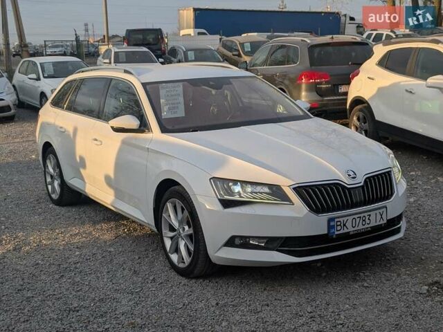 Белый Шкода Суперб, объемом двигателя 1.97 л и пробегом 287 тыс. км за 21550 $, фото 9 на Automoto.ua