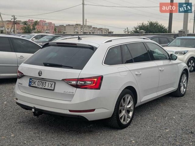 Білий Шкода Суперб, об'ємом двигуна 1.97 л та пробігом 287 тис. км за 22550 $, фото 16 на Automoto.ua