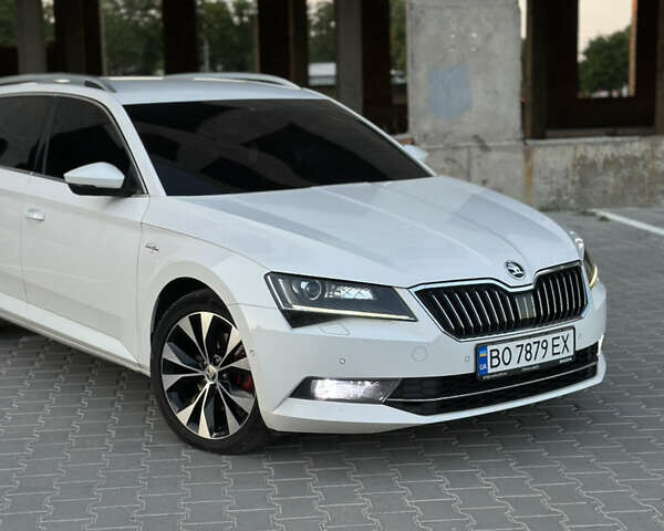 Білий Шкода Суперб, об'ємом двигуна 1.97 л та пробігом 167 тис. км за 23900 $, фото 8 на Automoto.ua