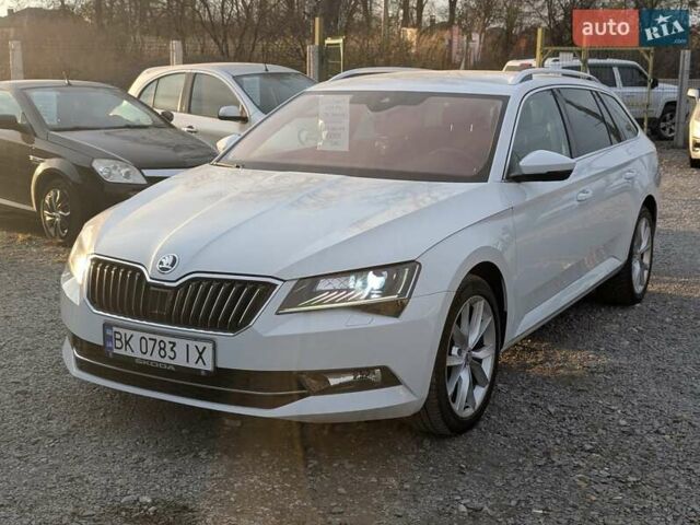 Белый Шкода Суперб, объемом двигателя 1.97 л и пробегом 287 тыс. км за 21550 $, фото 1 на Automoto.ua
