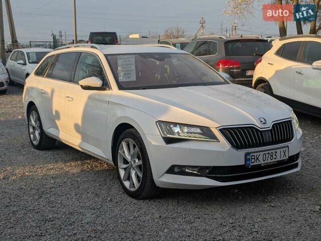 Белый Шкода Суперб, объемом двигателя 1.97 л и пробегом 287 тыс. км за 21550 $, фото 6 на Automoto.ua