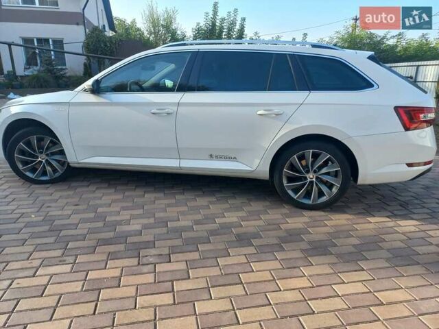 Шкода Суперб 2019 в Днепре (Днепропетровске) на Automoto.ua Белый Шкода Суперб, объемом двигателя 1.97 л и пробегом 410 тыс. км за 15000 $, фото 41 на Automoto.ua
