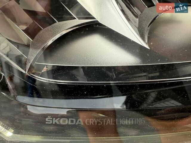 Белый Шкода Суперб, объемом двигателя 2 л и пробегом 64 тыс. км за 24300 $, фото 39 на Automoto.ua