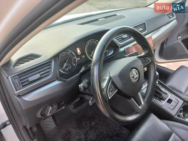 Шкода Суперб 2019 в Днепре (Днепропетровске) на Automoto.ua Белый Шкода Суперб, объемом двигателя 1.97 л и пробегом 410 тыс. км за 15000 $, фото 29 на Automoto.ua