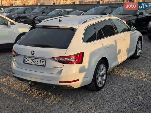 Белый Шкода Суперб, объемом двигателя 1.97 л и пробегом 287 тыс. км за 21550 $, фото 15 на Automoto.ua