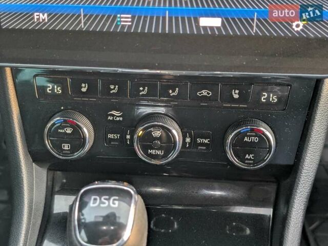 Белый Шкода Суперб, объемом двигателя 1.97 л и пробегом 287 тыс. км за 21550 $, фото 64 на Automoto.ua