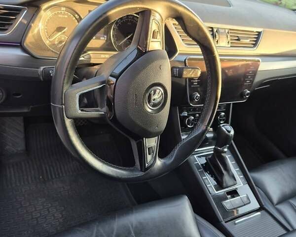 Шкода Суперб 2019 в Днепре (Днепропетровске) на Automoto.ua Белый Шкода Суперб, объемом двигателя 1.97 л и пробегом 410 тыс. км за 15000 $, фото 8 на Automoto.ua