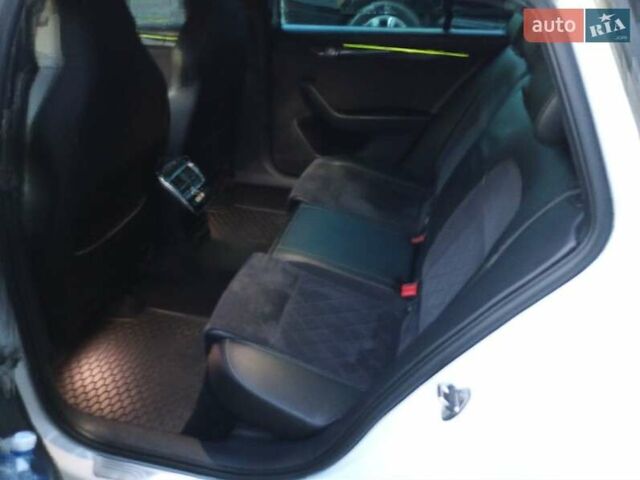 Белый Шкода Суперб, объемом двигателя 2 л и пробегом 242 тыс. км за 18200 $, фото 4 на Automoto.ua