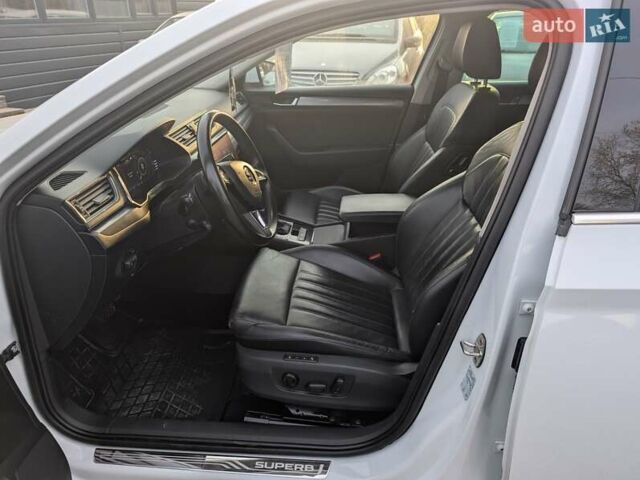 Белый Шкода Суперб, объемом двигателя 1.97 л и пробегом 287 тыс. км за 21550 $, фото 35 на Automoto.ua