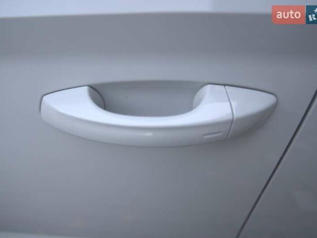 Белый Шкода Суперб, объемом двигателя 1.97 л и пробегом 196 тыс. км за 25500 $, фото 30 на Automoto.ua