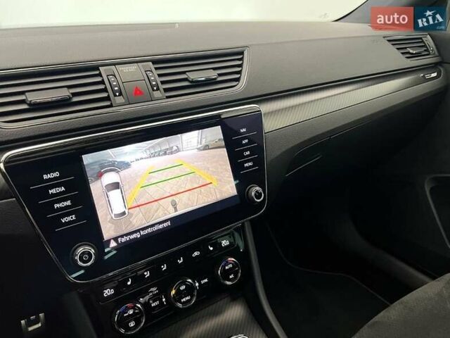 Белый Шкода Суперб, объемом двигателя 1.97 л и пробегом 193 тыс. км за 29999 $, фото 26 на Automoto.ua