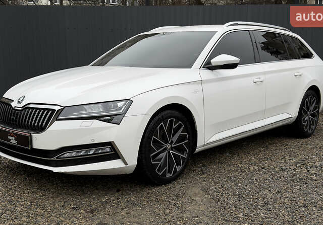 Белый Шкода Суперб, объемом двигателя 1.97 л и пробегом 181 тыс. км за 27500 $, фото 1 на Automoto.ua