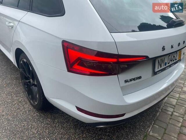 Білий Шкода Суперб, об'ємом двигуна 1.4 л та пробігом 107 тис. км за 24900 $, фото 37 на Automoto.ua