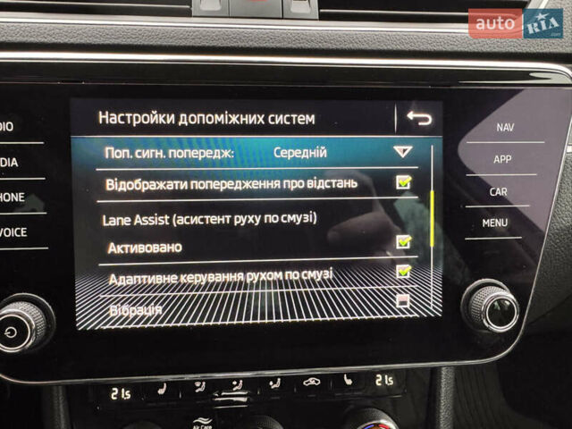 Белый Шкода Суперб, объемом двигателя 1.97 л и пробегом 219 тыс. км за 25500 $, фото 34 на Automoto.ua