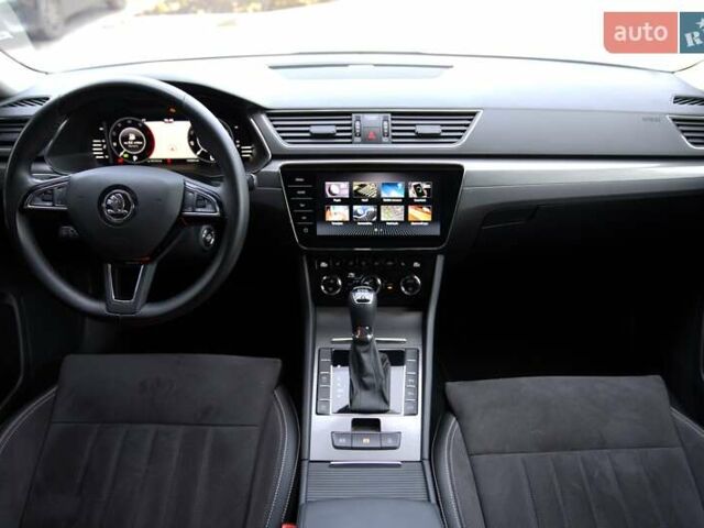 Белый Шкода Суперб, объемом двигателя 1.97 л и пробегом 196 тыс. км за 25500 $, фото 33 на Automoto.ua