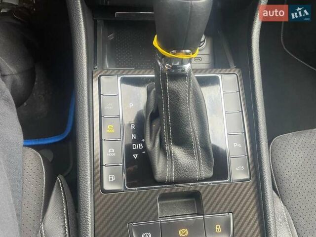 Білий Шкода Суперб, об'ємом двигуна 1.4 л та пробігом 107 тис. км за 24900 $, фото 14 на Automoto.ua