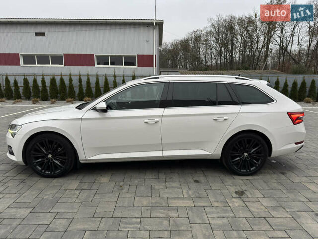 Белый Шкода Суперб, объемом двигателя 1.97 л и пробегом 219 тыс. км за 25500 $, фото 2 на Automoto.ua