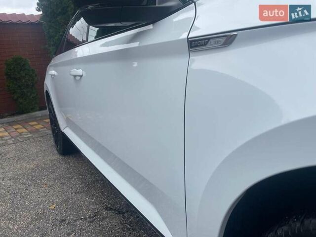 Білий Шкода Суперб, об'ємом двигуна 1.4 л та пробігом 107 тис. км за 24900 $, фото 26 на Automoto.ua