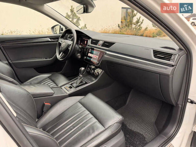 Белый Шкода Суперб, объемом двигателя 1.97 л и пробегом 219 тыс. км за 25500 $, фото 22 на Automoto.ua