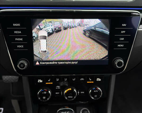 Белый Шкода Суперб, объемом двигателя 1.97 л и пробегом 181 тыс. км за 27500 $, фото 29 на Automoto.ua