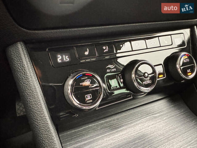 Белый Шкода Суперб, объемом двигателя 1.97 л и пробегом 219 тыс. км за 25500 $, фото 27 на Automoto.ua