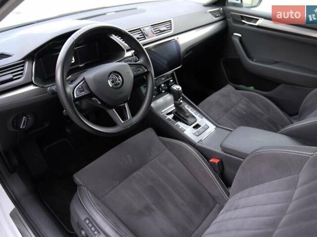 Белый Шкода Суперб, объемом двигателя 1.97 л и пробегом 196 тыс. км за 25500 $, фото 39 на Automoto.ua