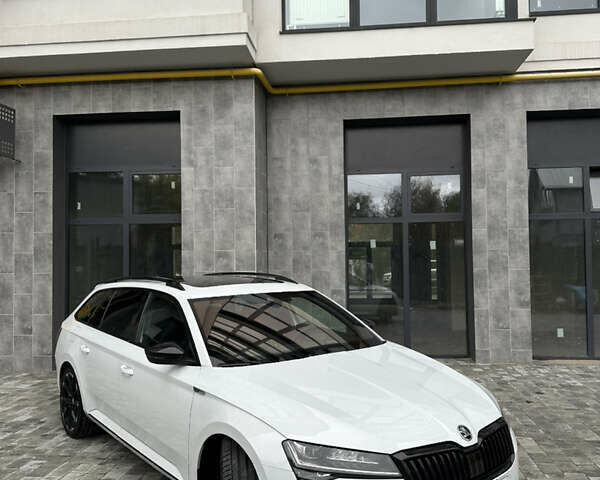 Белый Шкода Суперб, объемом двигателя 1.97 л и пробегом 200 тыс. км за 29400 $, фото 2 на Automoto.ua