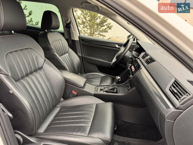 Белый Шкода Суперб, объемом двигателя 1.97 л и пробегом 219 тыс. км за 25500 $, фото 21 на Automoto.ua