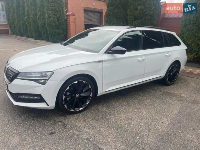 Білий Шкода Суперб, об'ємом двигуна 1.4 л та пробігом 107 тис. км за 24900 $, фото 1 на Automoto.ua