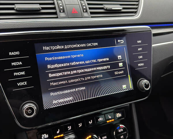 Белый Шкода Суперб, объемом двигателя 1.97 л и пробегом 181 тыс. км за 27500 $, фото 26 на Automoto.ua