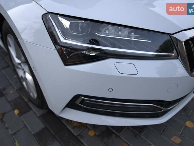 Белый Шкода Суперб, объемом двигателя 1.97 л и пробегом 196 тыс. км за 25500 $, фото 15 на Automoto.ua